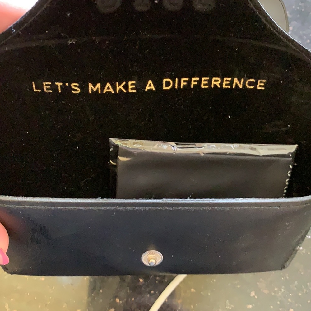 New Diff Sunglasses - image 2